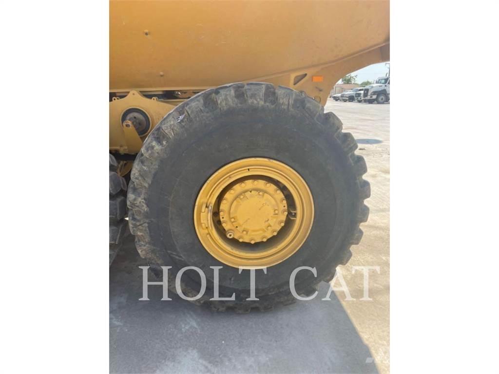CAT 725 Knik dumptrucks