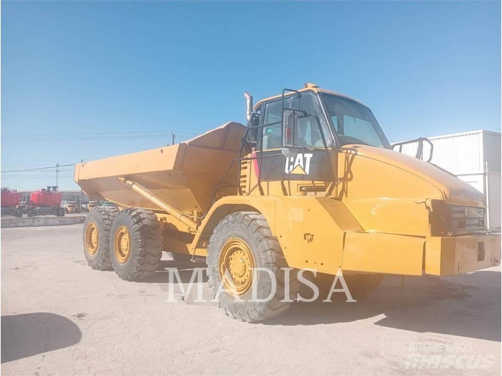 CAT 725 Knik dumptrucks