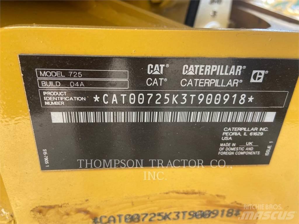 CAT 725 Knik dumptrucks