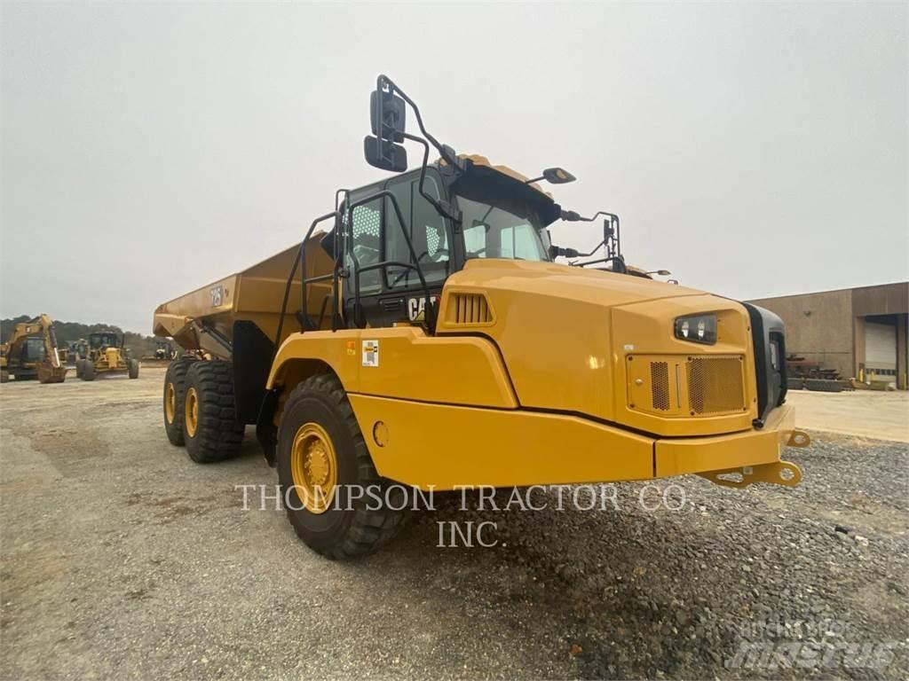 CAT 725 Knik dumptrucks
