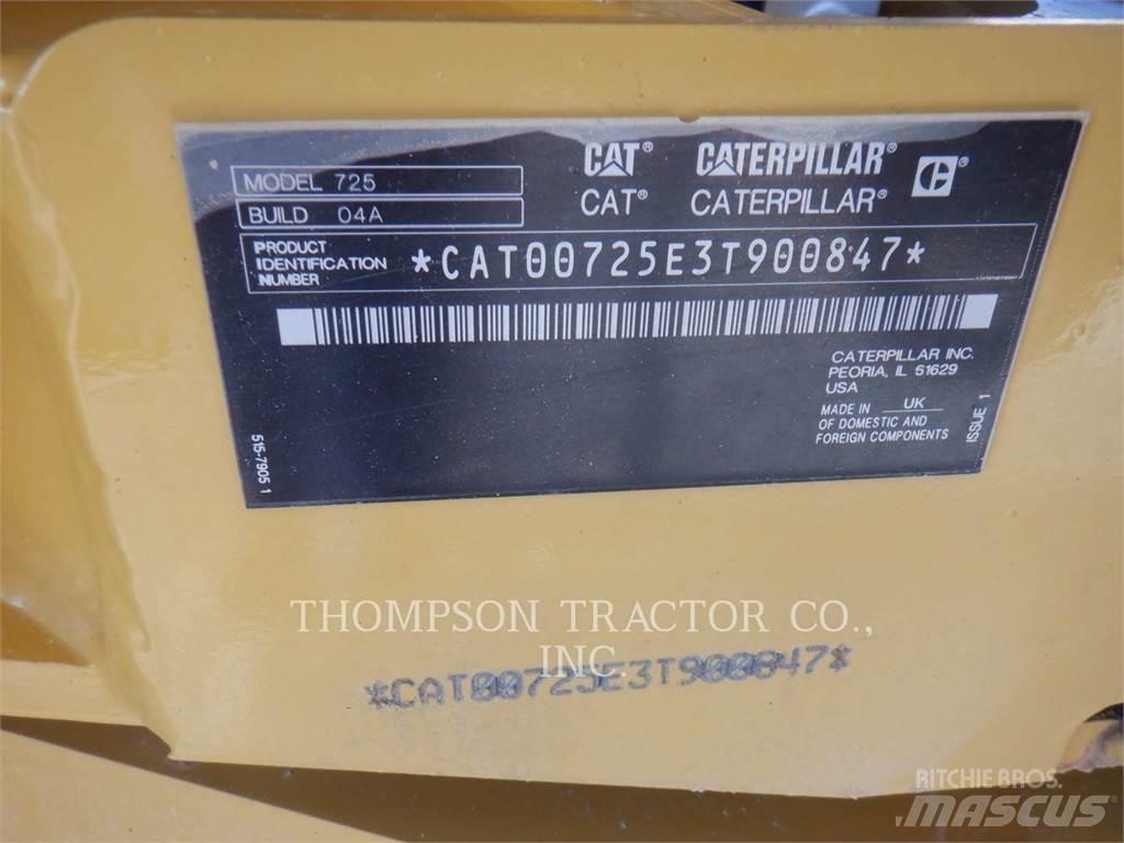 CAT 725 Knik dumptrucks