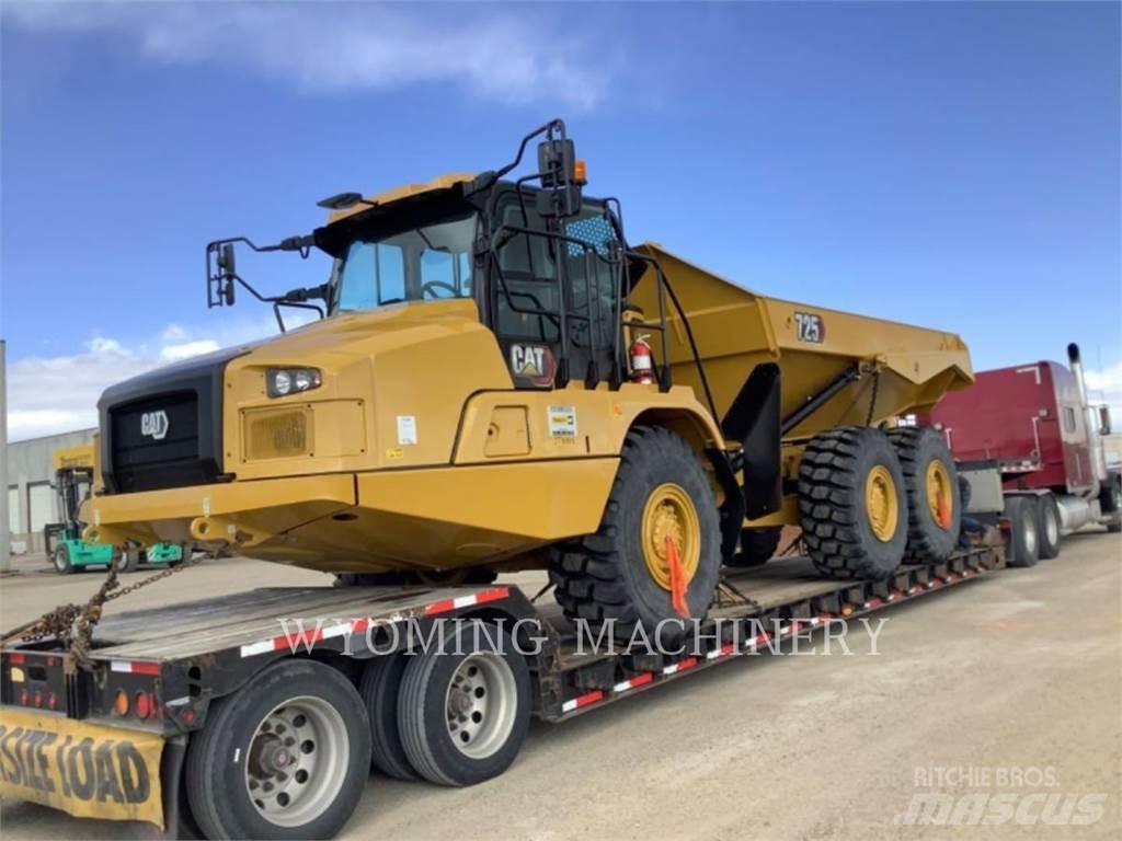CAT 725 Knik dumptrucks