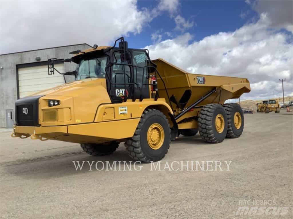 CAT 725 Knik dumptrucks
