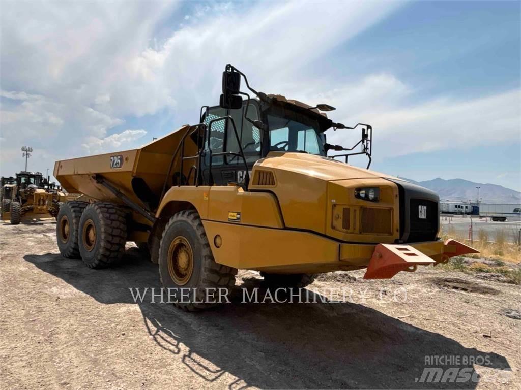 CAT 725 Knik dumptrucks