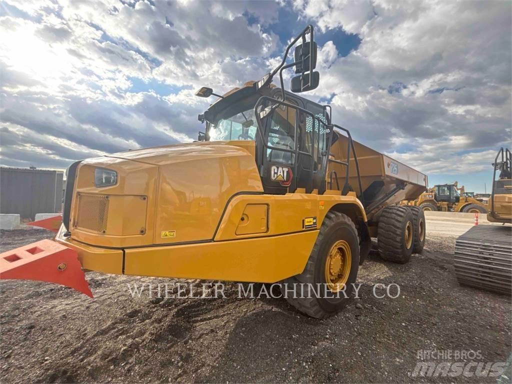 CAT 725 Knik dumptrucks