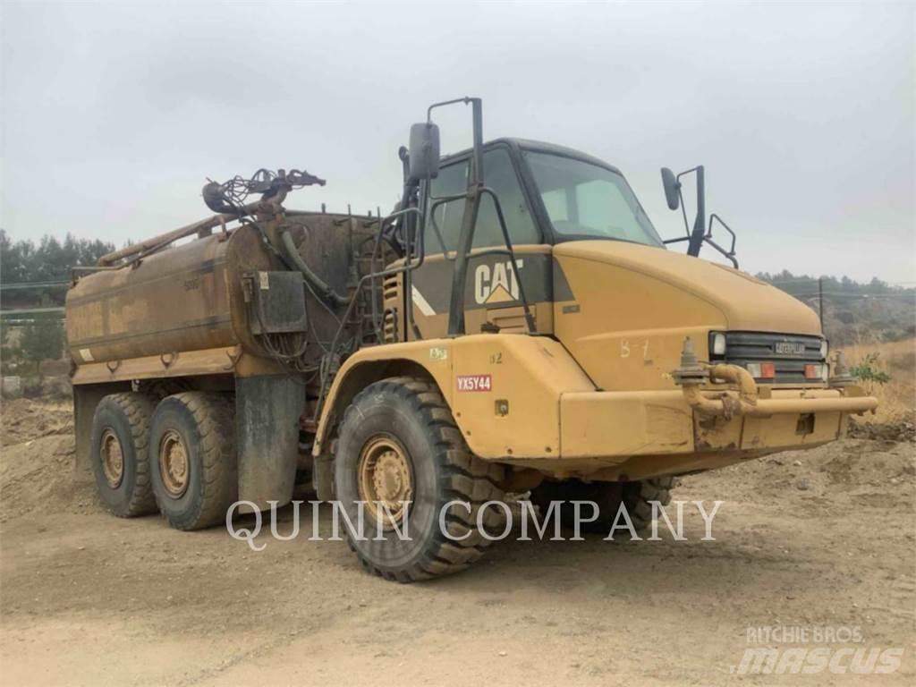 CAT 725 Knik dumptrucks