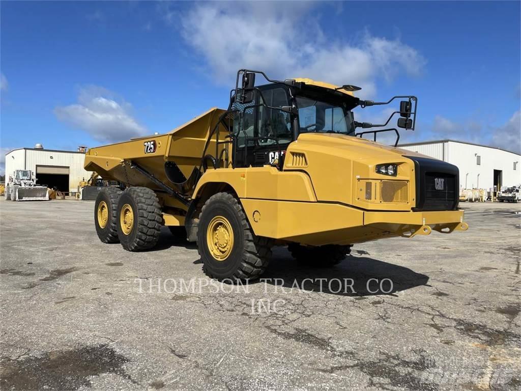 CAT 725 Knik dumptrucks