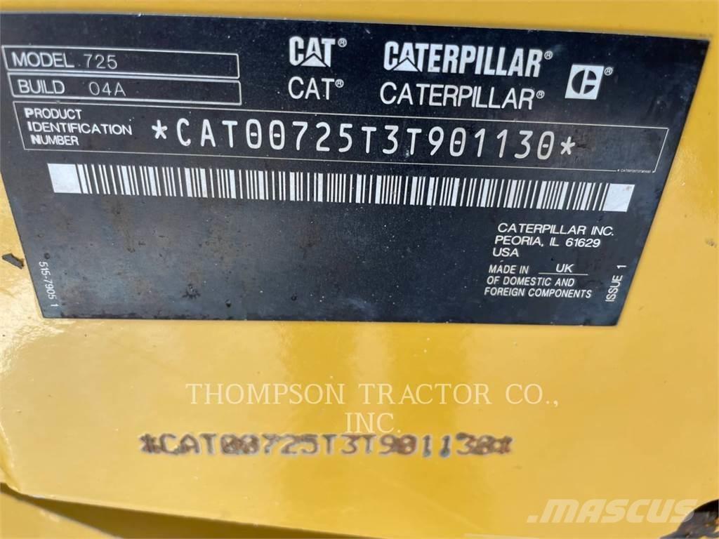 CAT 725 Knik dumptrucks