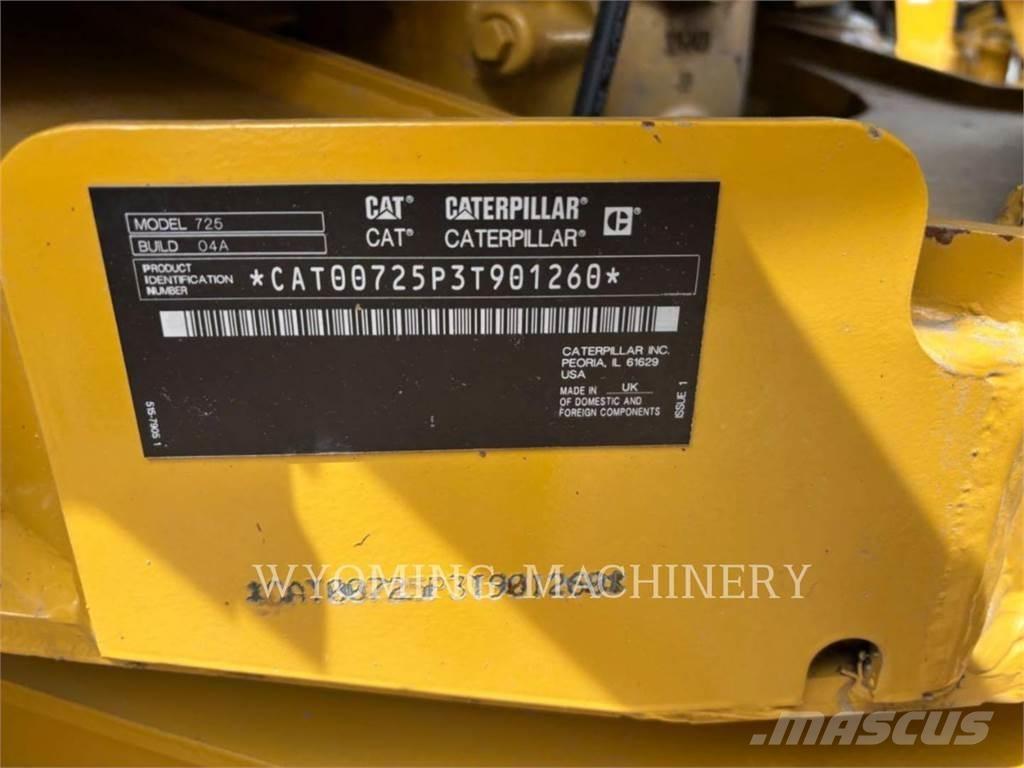 CAT 725 Knik dumptrucks