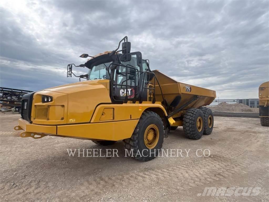 CAT 725 Knik dumptrucks