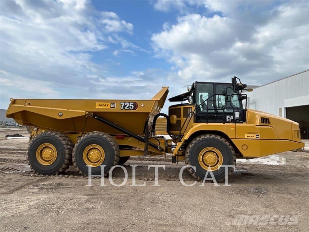 CAT 725 Knik dumptrucks