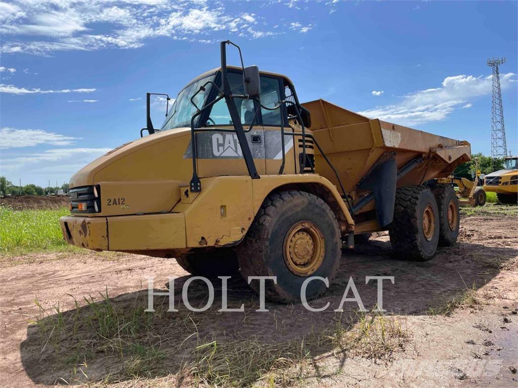 CAT 725 Knik dumptrucks