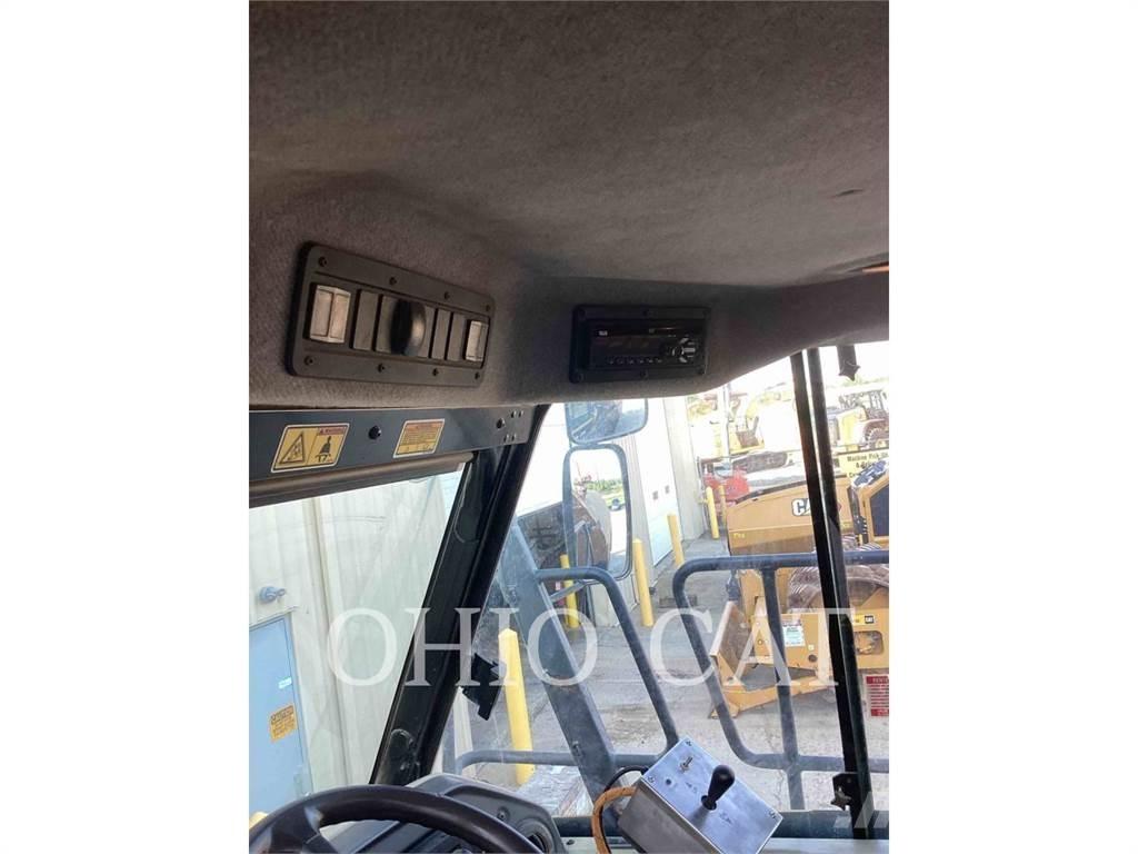 CAT 725C WT Knik dumptrucks