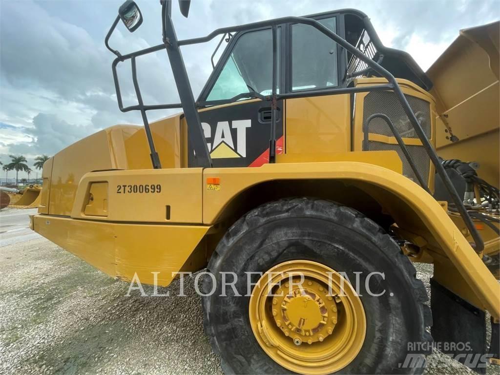 CAT 725C2 Knik dumptrucks