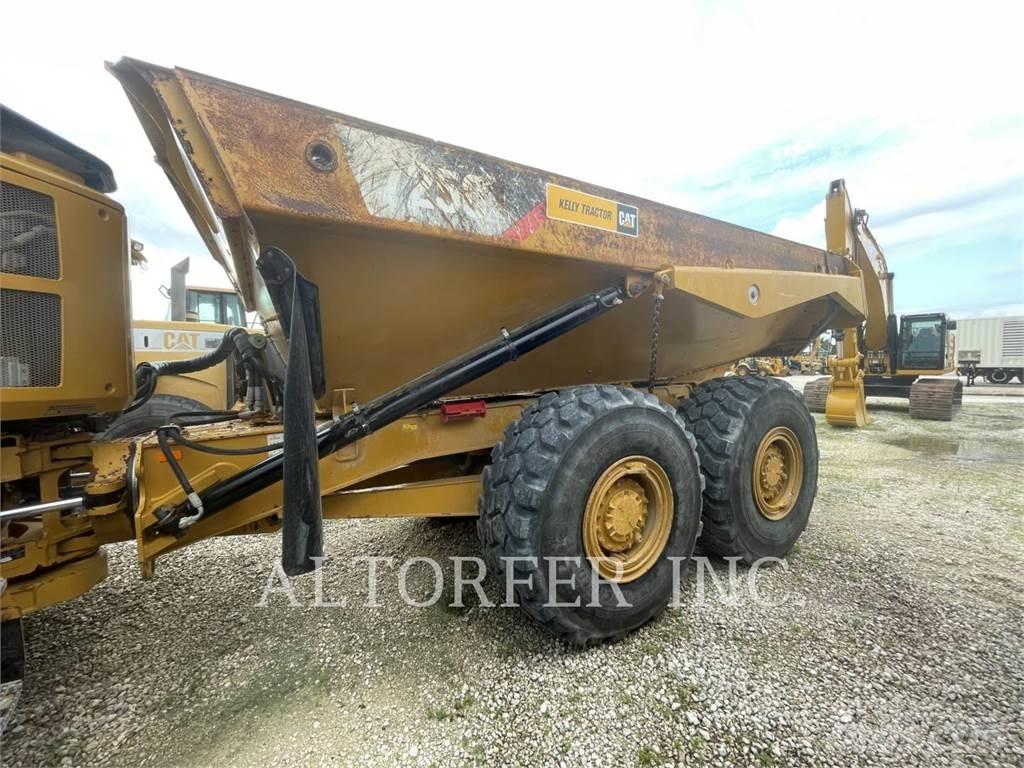 CAT 725C2 Knik dumptrucks