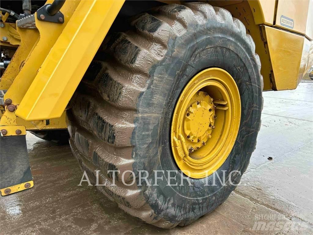 CAT 725C2 Knik dumptrucks