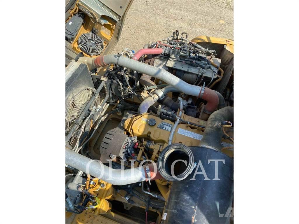CAT 725C2 Knik dumptrucks