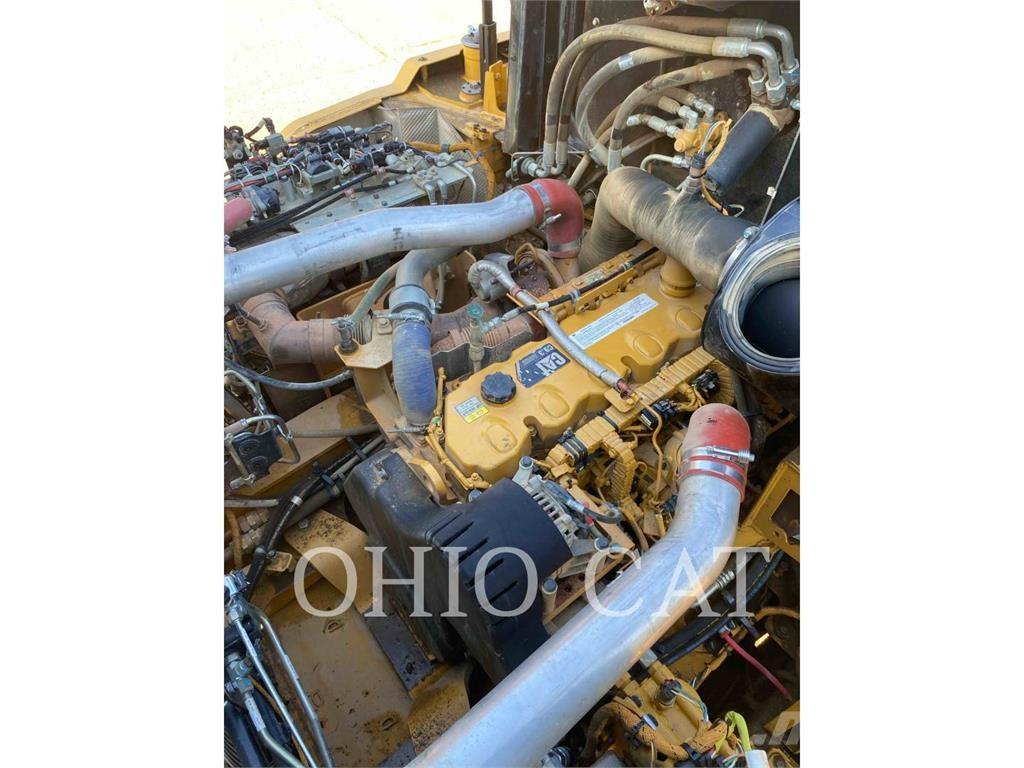 CAT 725C2 Knik dumptrucks