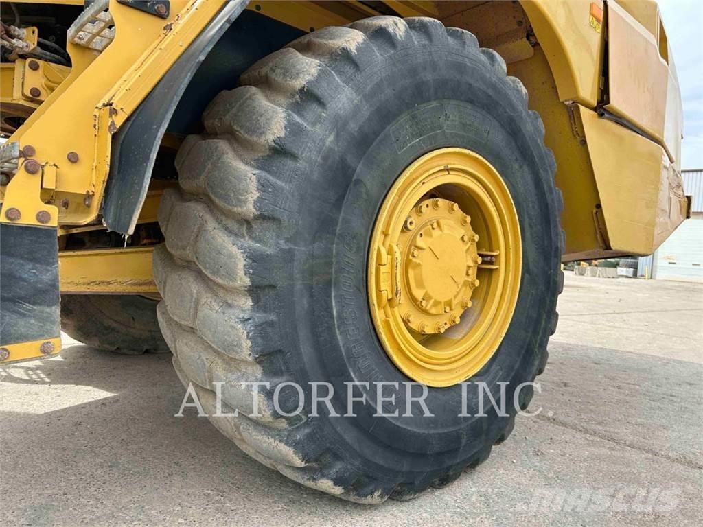 CAT 725C2 WT Knik dumptrucks