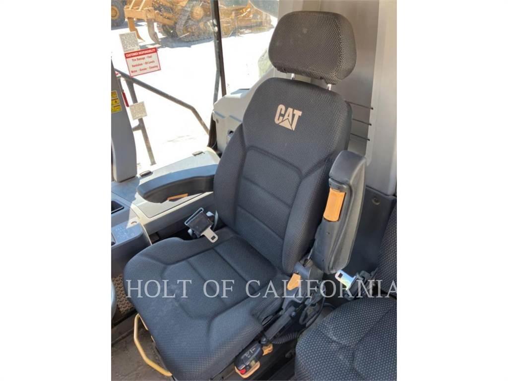CAT 730 Knik dumptrucks