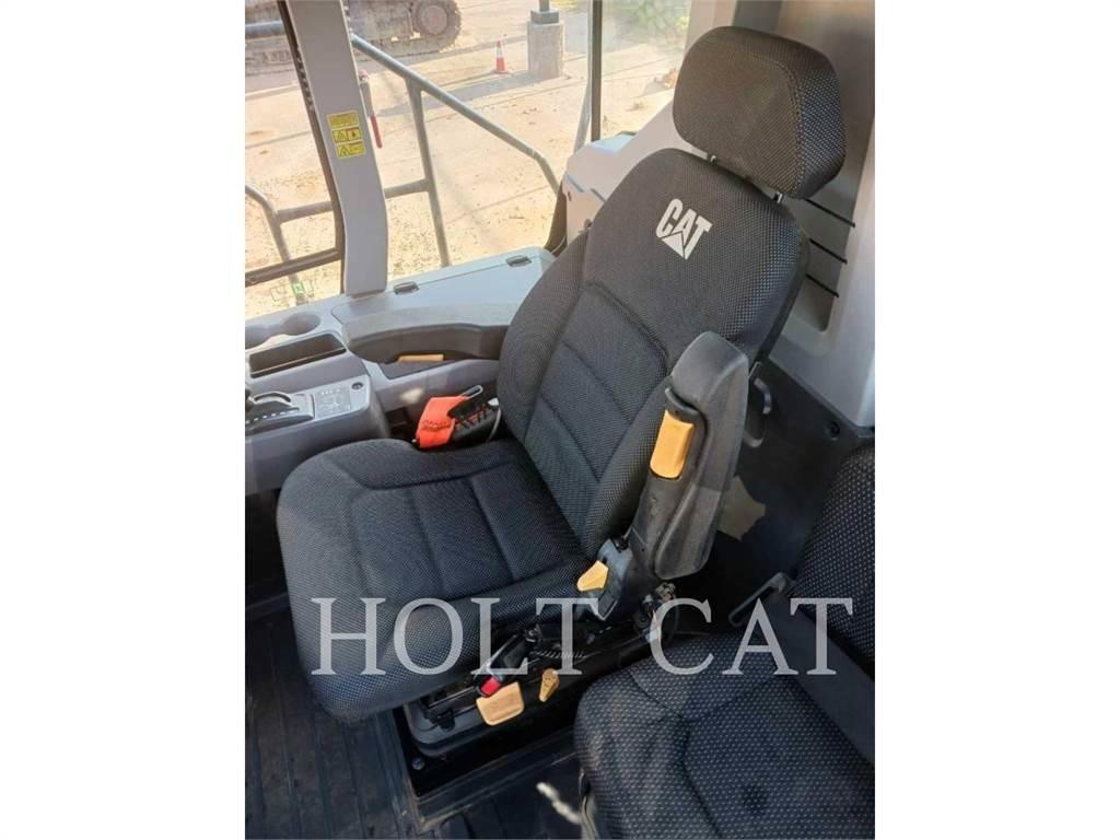 CAT 730 Knik dumptrucks