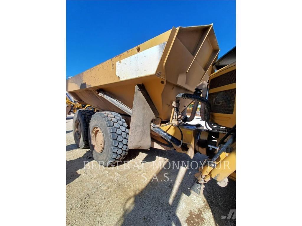CAT 730 Knik dumptrucks