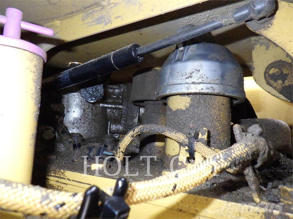 CAT 735 Knik dumptrucks