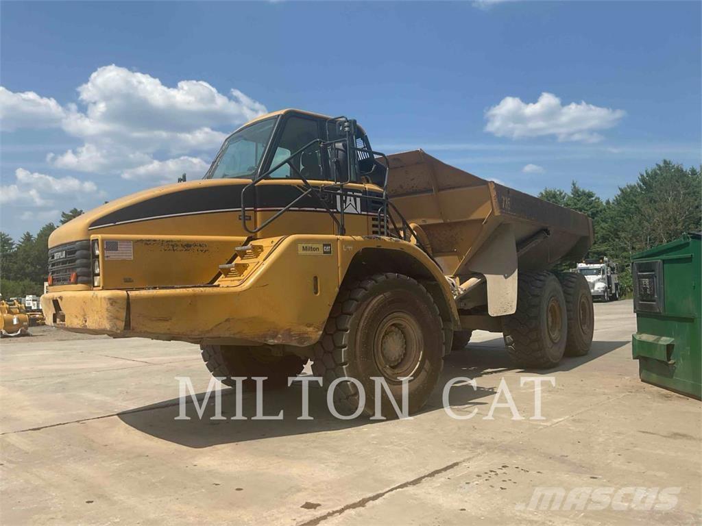 CAT 735 Knik dumptrucks