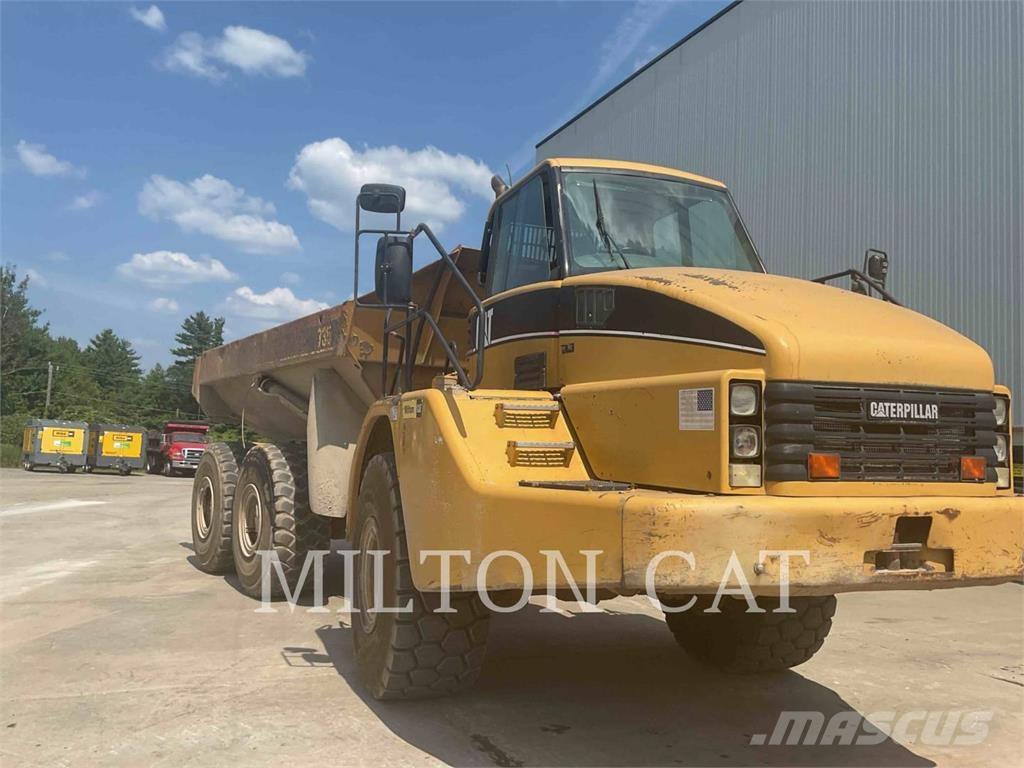 CAT 735 Knik dumptrucks