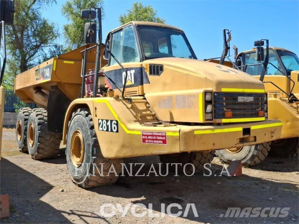 CAT 740 Knik dumptrucks