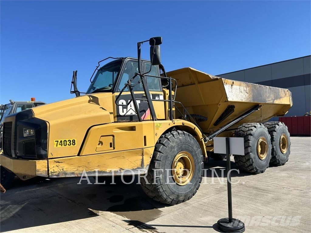 CAT 740B Knik dumptrucks