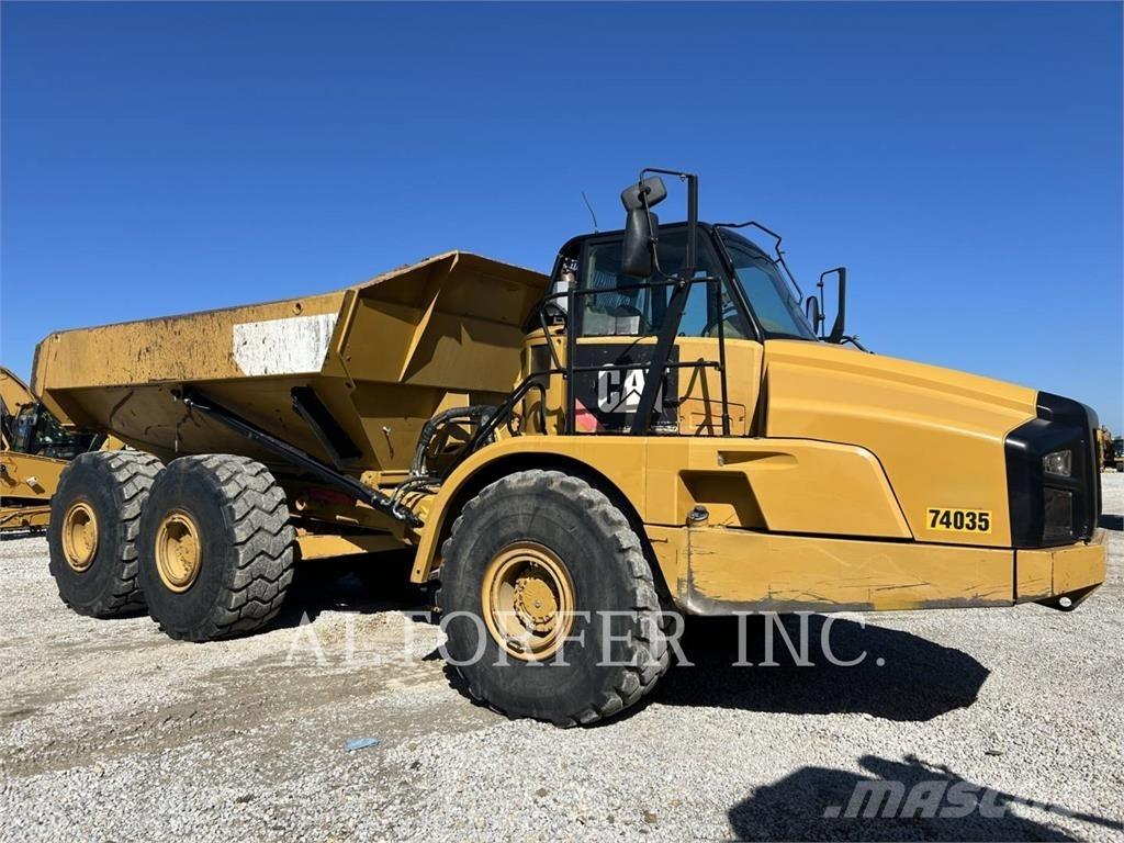 CAT 740B Knik dumptrucks