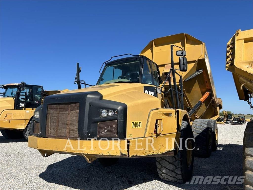 CAT 740B Knik dumptrucks