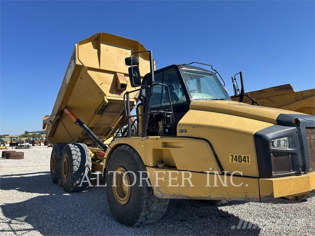 CAT 740B Knik dumptrucks