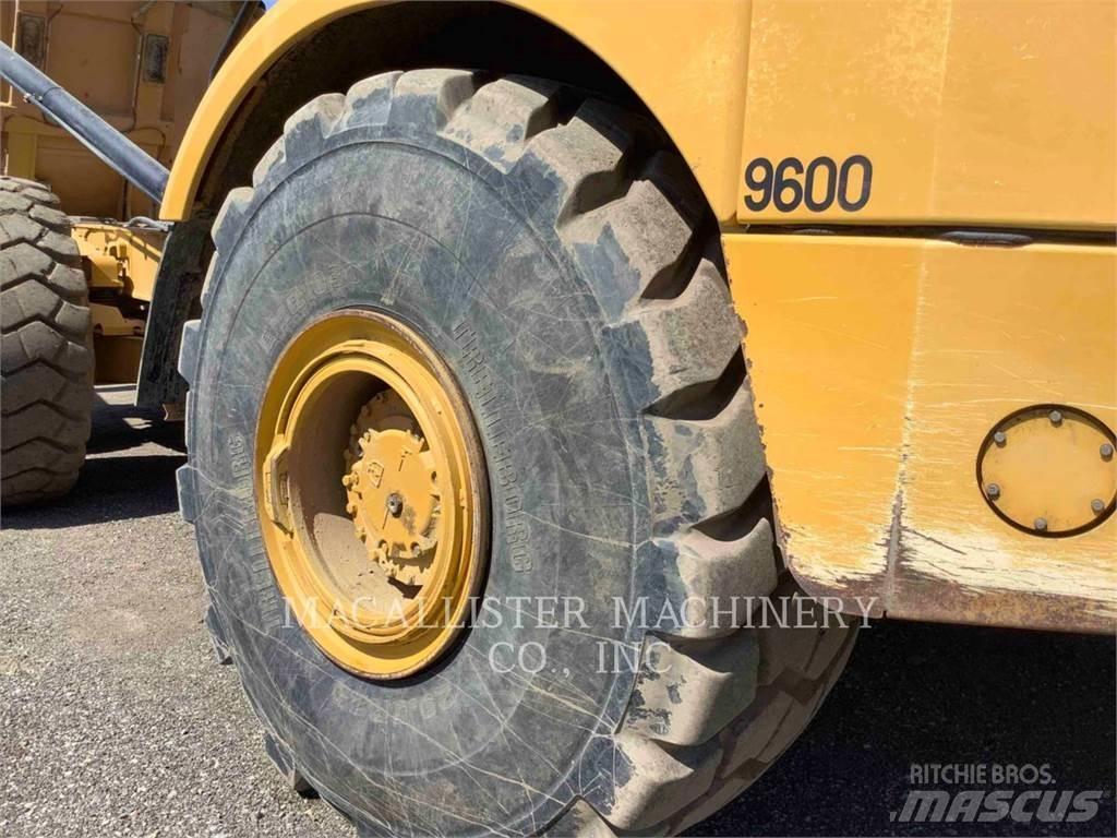 CAT 740GC Knik dumptrucks