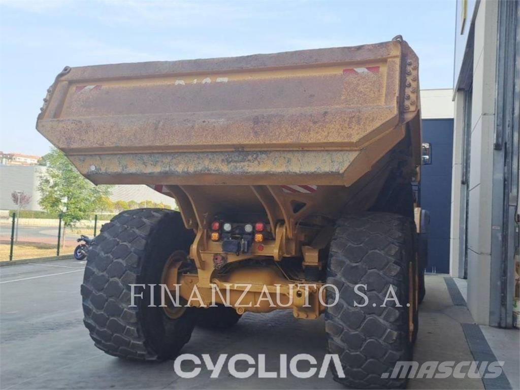 CAT 740GC Knik dumptrucks