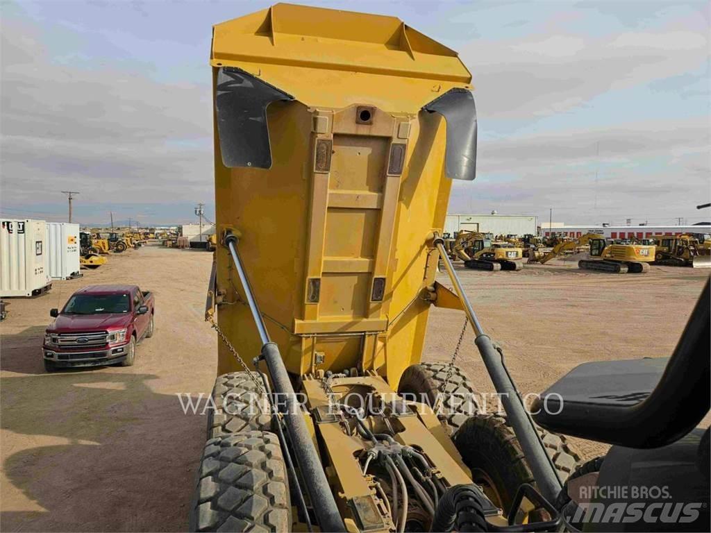 CAT 740GC Knik dumptrucks