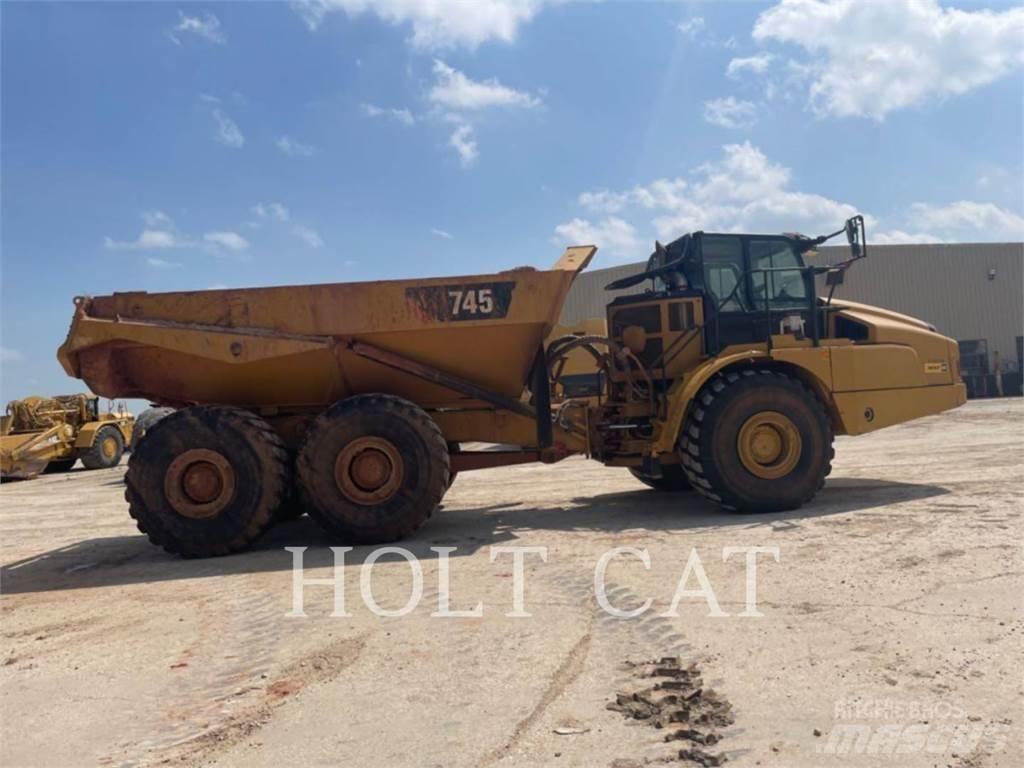 CAT 745 Knik dumptrucks