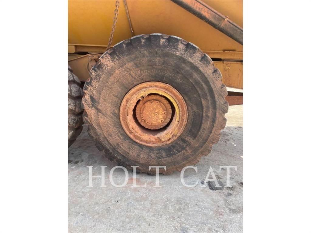 CAT 745 Knik dumptrucks