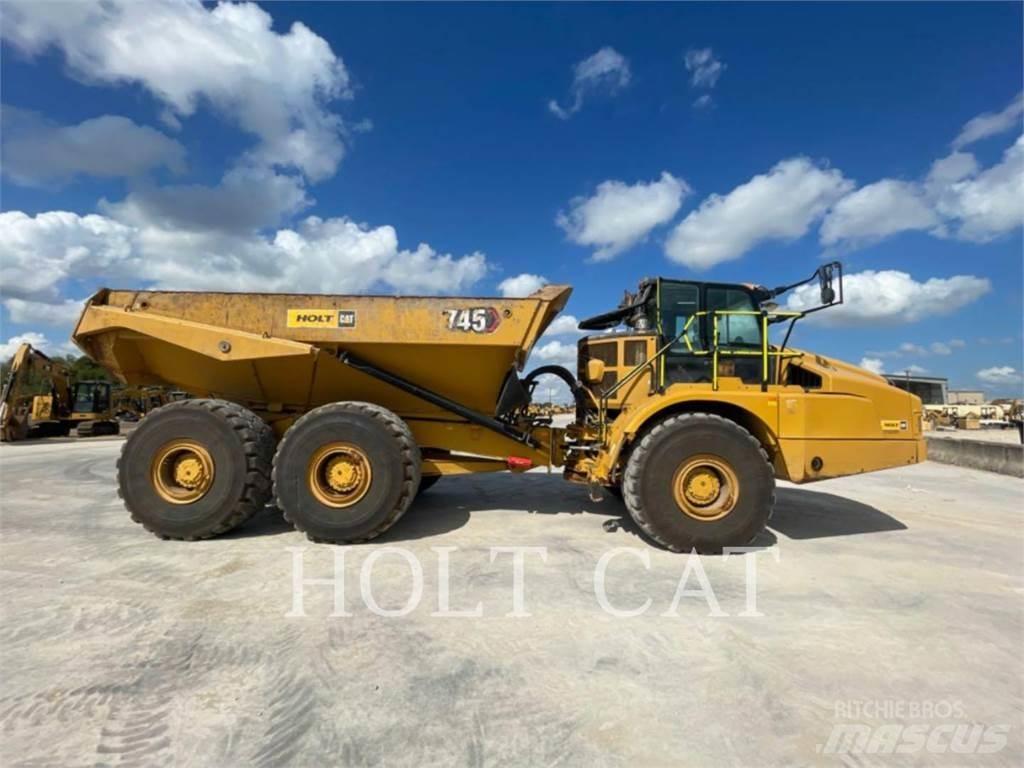 CAT 745 Knik dumptrucks