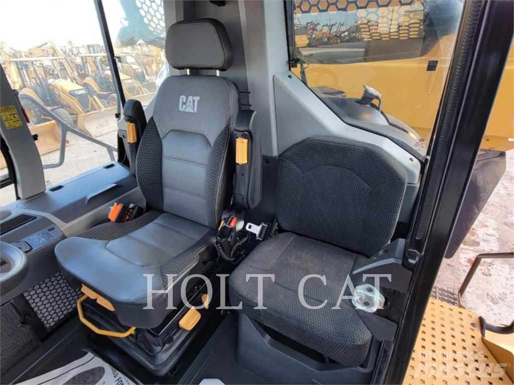 CAT 745 Knik dumptrucks