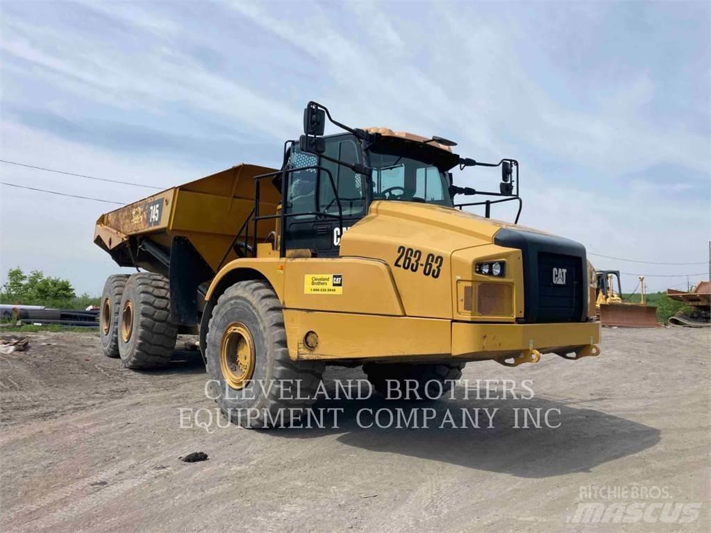 CAT 745 Knik dumptrucks