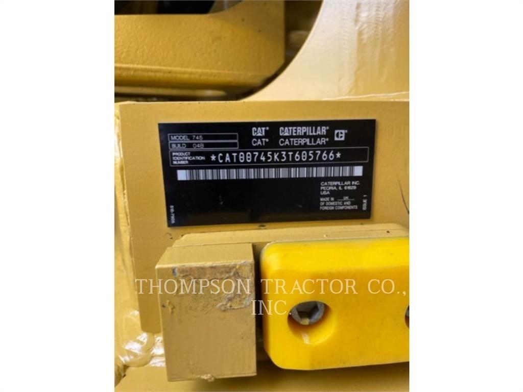 CAT 745 Knik dumptrucks
