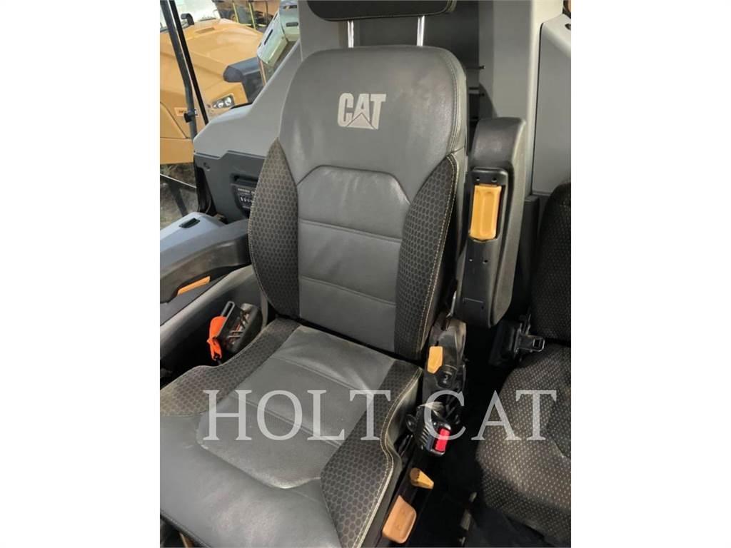 CAT 745 Knik dumptrucks