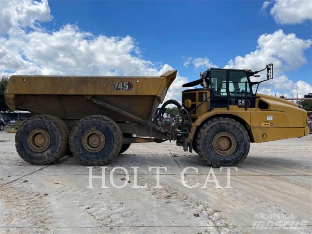 CAT 745 Knik dumptrucks