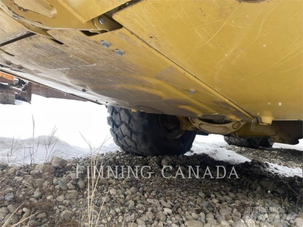 CAT 745 Knik dumptrucks