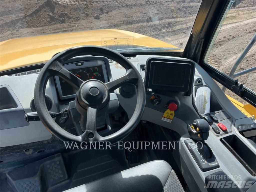CAT 745 Knik dumptrucks