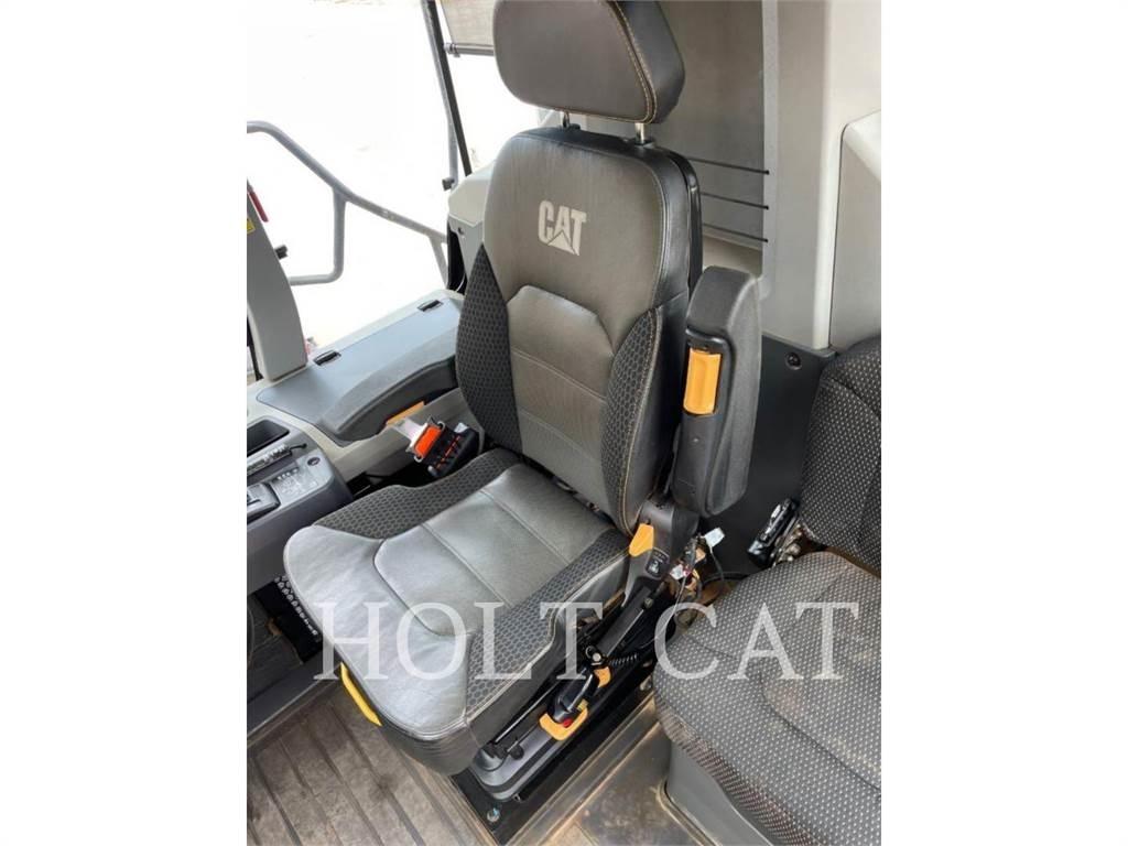 CAT 745 Knik dumptrucks