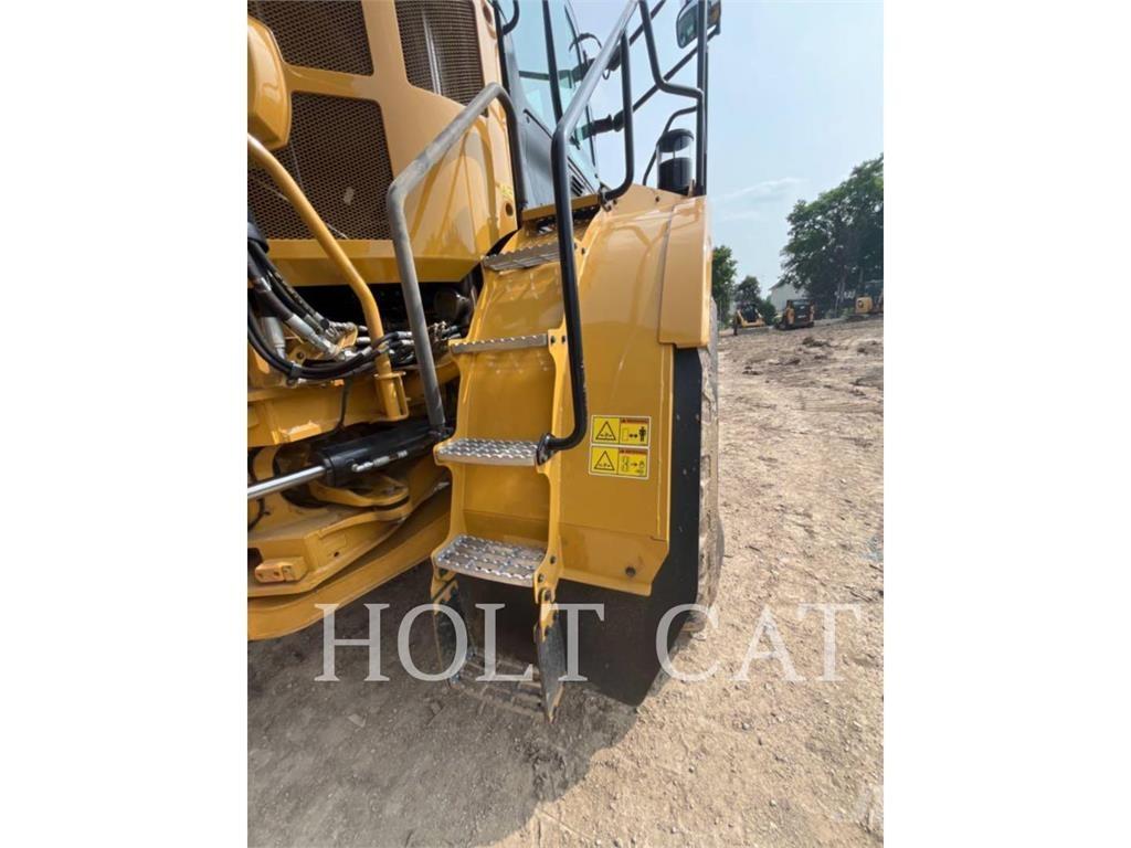 CAT 745 Knik dumptrucks
