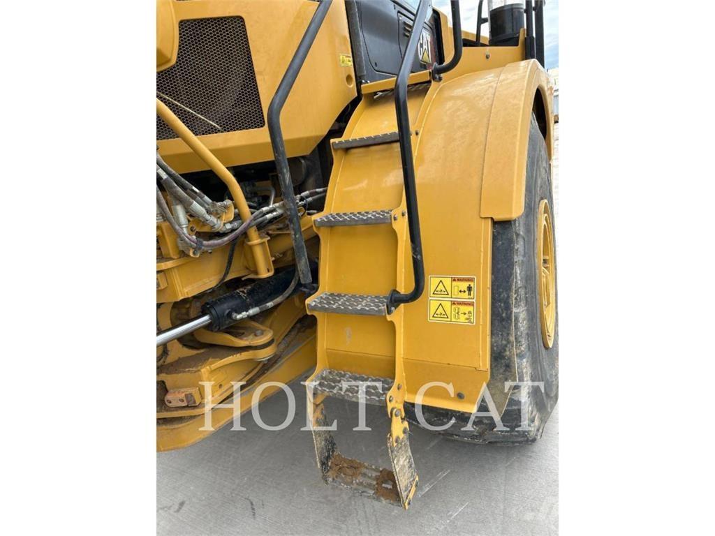 CAT 745 Knik dumptrucks